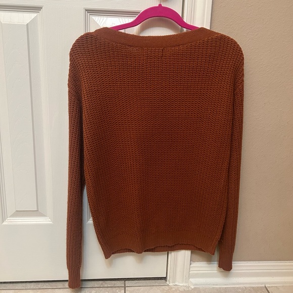 Sweater - Picture 3 of 4